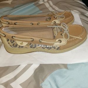 Sperry boat shoes